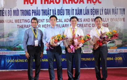 GS.TS Lê Trung Hải – Hiệu trưởng bắn cá h5
 tham dự Hội thảo khoa học “Tiến bộ mới trong phẫu thuật và điều trị ít xâm lấn bệnh lý Gan Mật Tụy”.