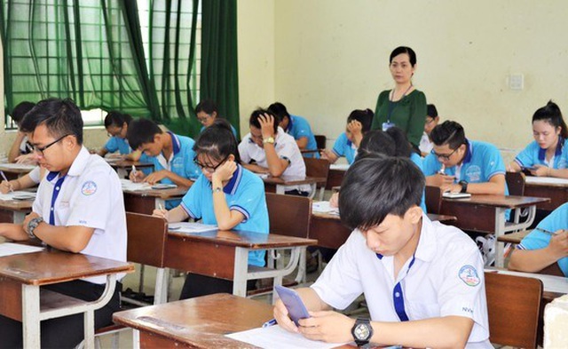 Trường đại học tuyển sinh hệ cao đẳng: Phải kiên quyết “tuýt còi”